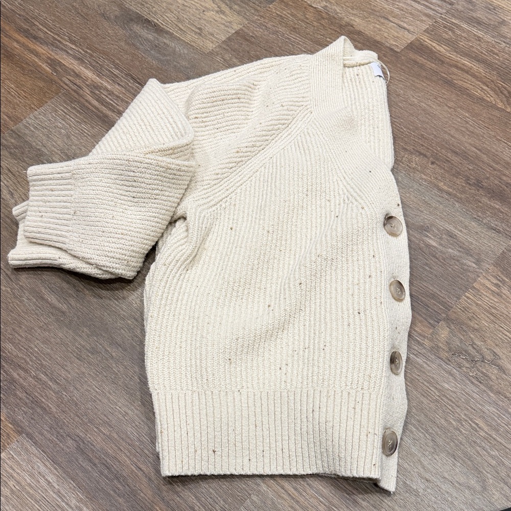 Old Navy Cream Button-Up Women's Cardigan - Picture 5 of 5